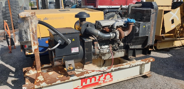 &Gamma;&epsilon;&nu;&nu;ή&tau;&rho;&iota;&alpha; Perkins 100kva